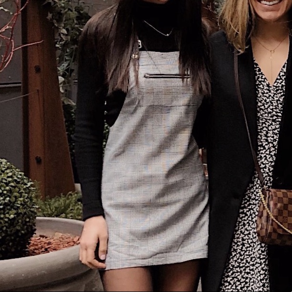 OWO Forever 21 Woman’s Gingham Overalls Dress